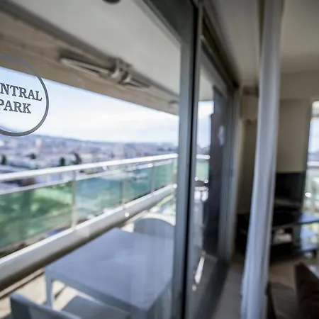 Park By Connexion شقة