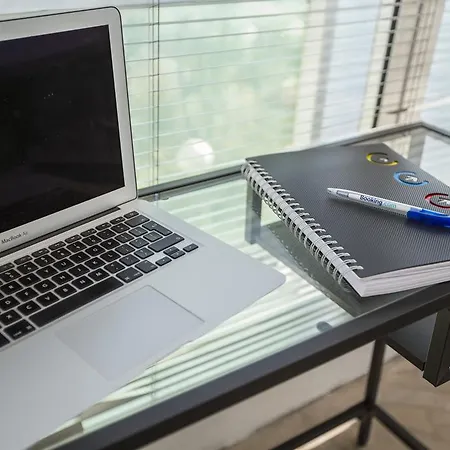 Park By Connexion * 戛纳